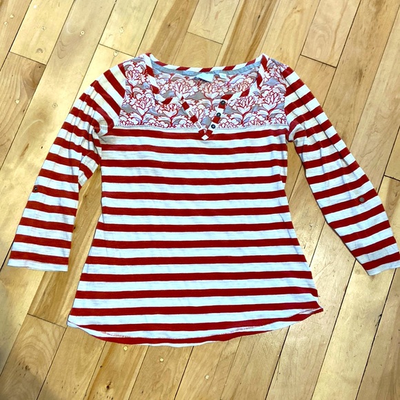 Anthropologie Tops - Anthropologie Postmark red striped flower Henley top, mixed pattern, size S